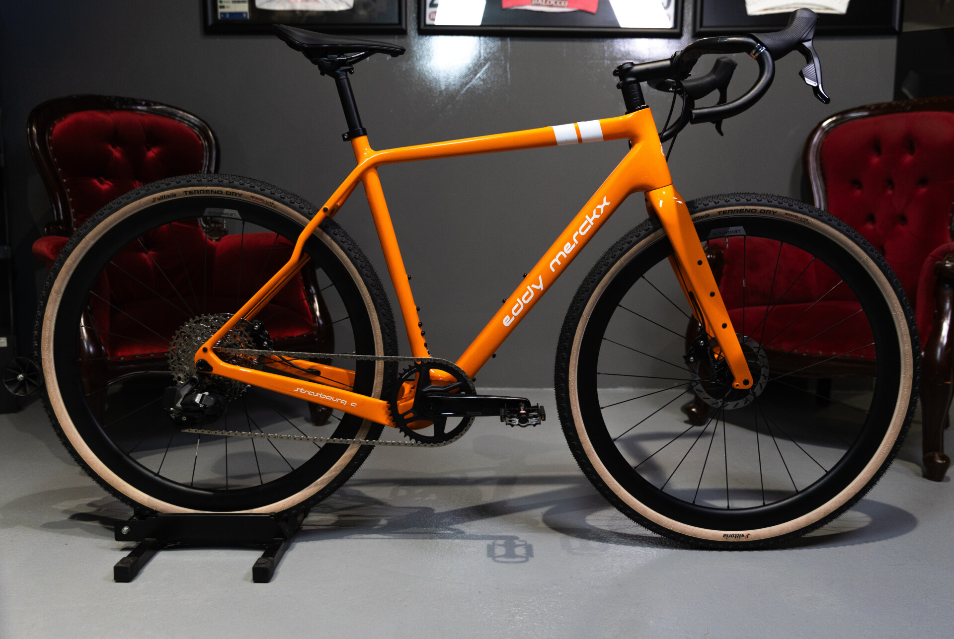 Eddy Merckx Strasbourg C | Orange | Rival AXS | M