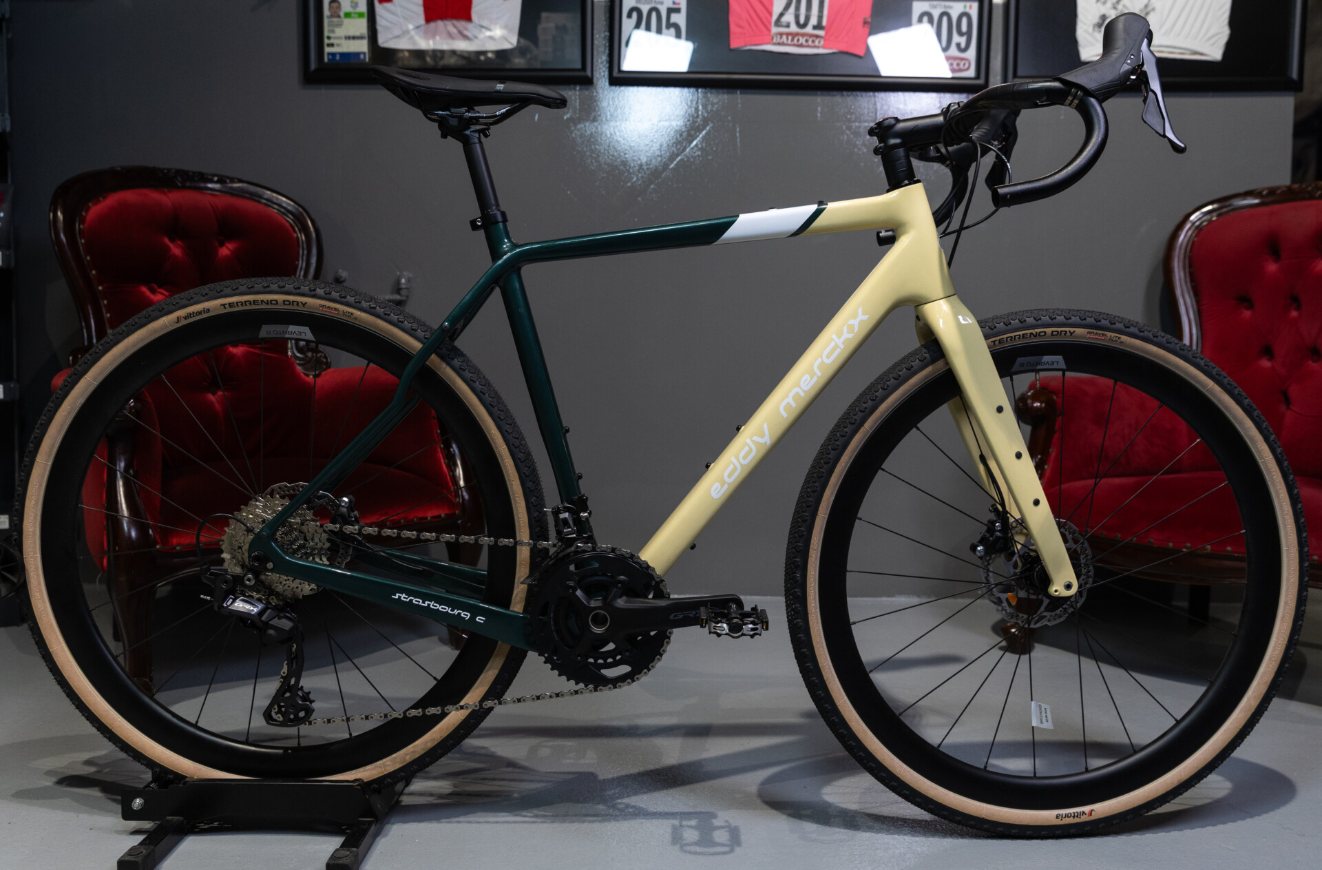 Eddy Merckx Strasbourg C | Forest Sand | GRX 2x12 | M