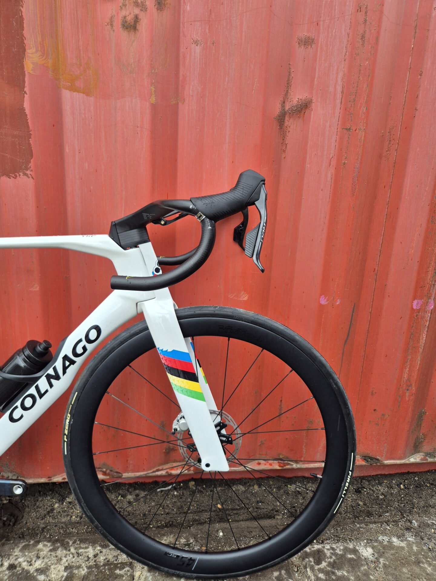 Colnago Y1RS / SRAM Red AXS E1 / Power Meter / Vision SC45 / YSWC